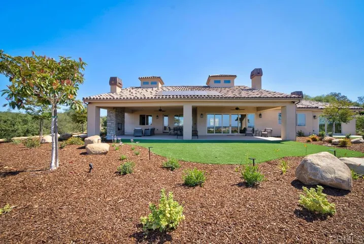 3066 Via Montevina, Fallbrook, California 92028