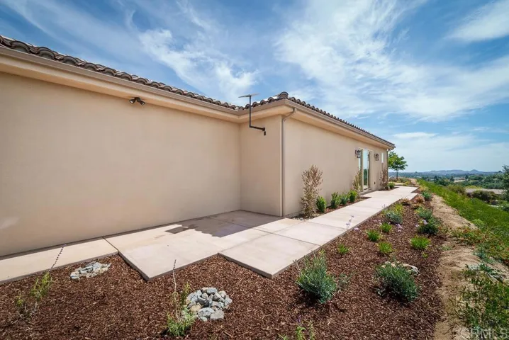 3066 Via Montevina, Fallbrook, California 92028