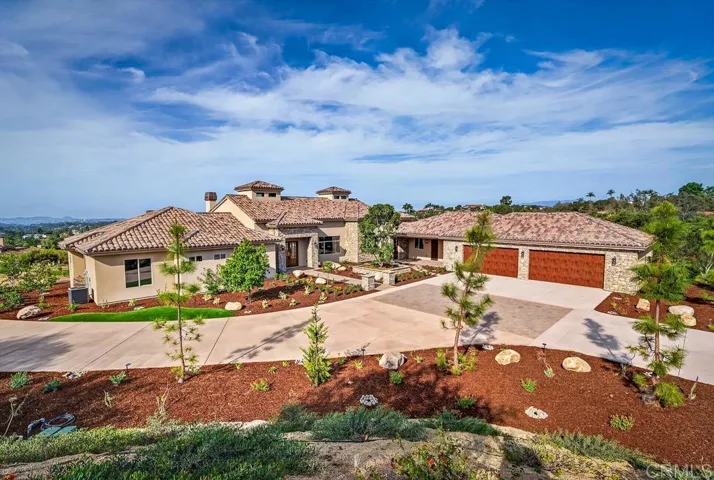 3066 Via Montevina, Fallbrook, California 92028