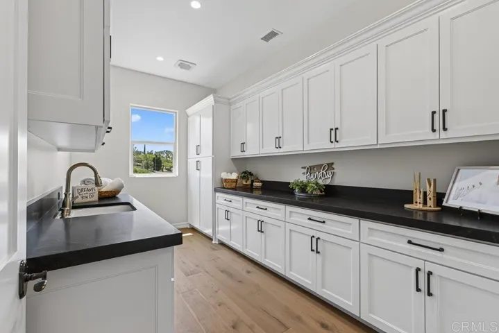 3066 Via Montevina, Fallbrook, California 92028
