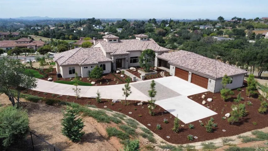 3066 Via Montevina, Fallbrook, California 92028