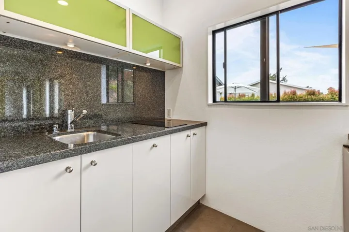 6540 Persa St, Carlsbad, California 92009