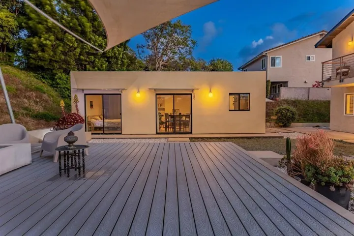 6540 Persa St, Carlsbad, California 92009