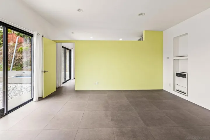 6540 Persa St, Carlsbad, California 92009
