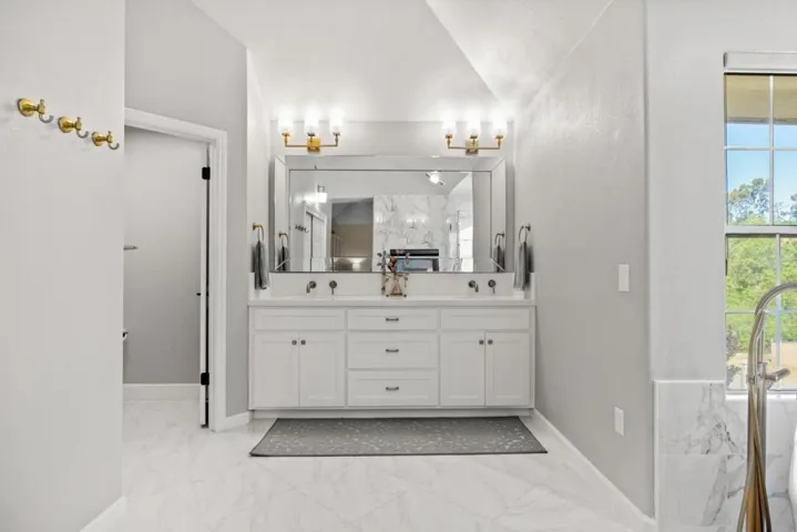 14390 Mountain Quail Road, Salinas, California 93908