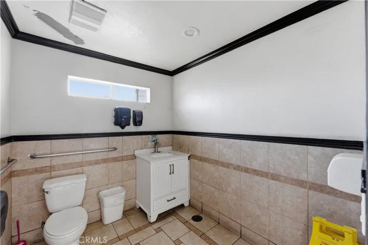 Restroom 1