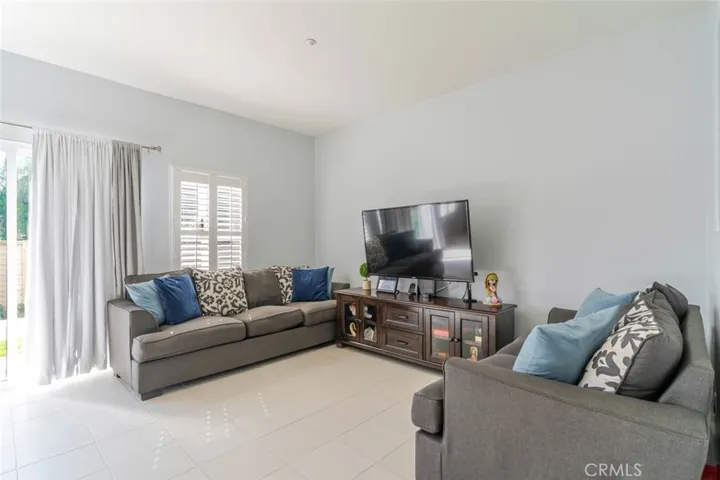 8554 Burnet Avenue 145, North Hills, California 91343