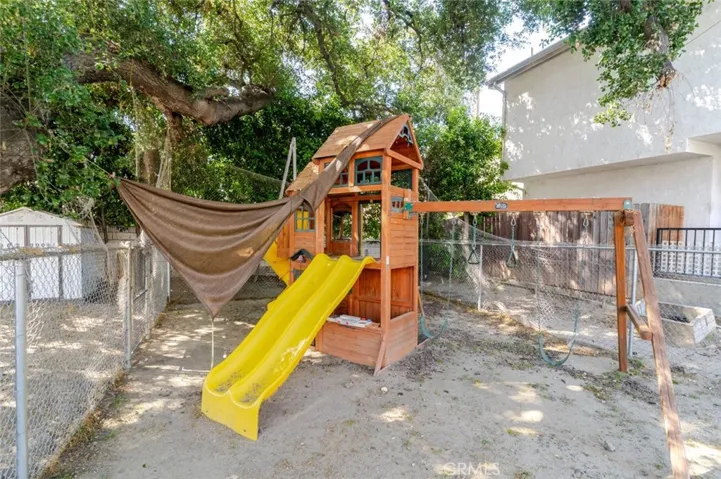 8554 Burnet Avenue 145, North Hills, California 91343