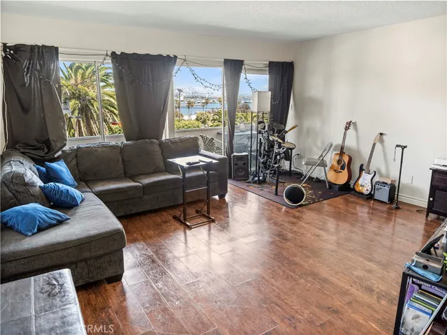 3605 Stephen M White, San Pedro, California 90731