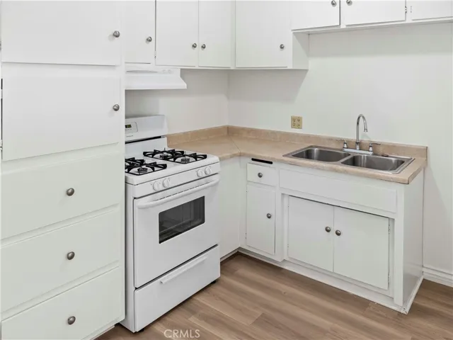 3605 Stephen M White, San Pedro, California 90731