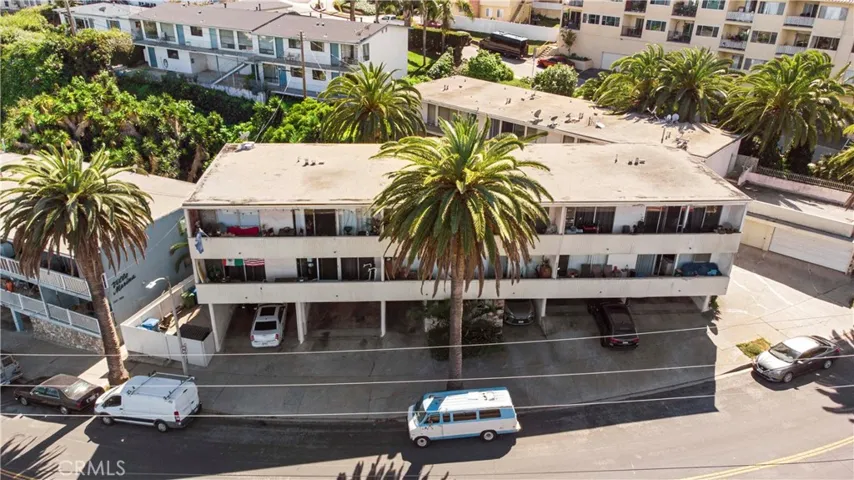 3605 Stephen M White, San Pedro, California 90731