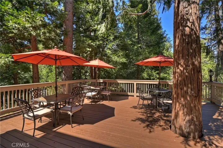Large outdoor space for entertaining.