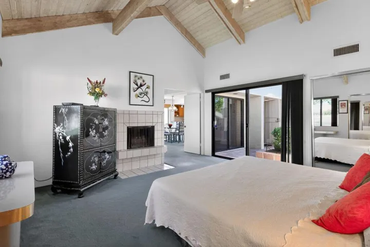 10_407_Forest_Hills_Dr_Rancho_Mirage_CA_