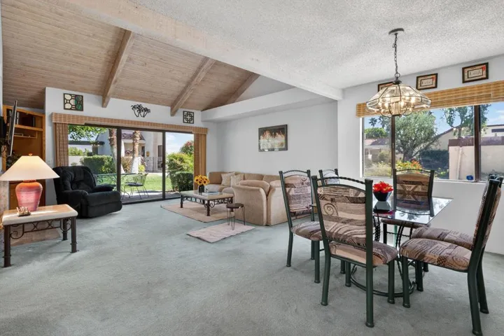 08_407_Forest_Hills_Dr_Rancho_Mirage_CA_