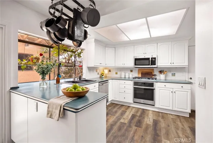 809 North Ford Avenue, Fullerton, California 92832