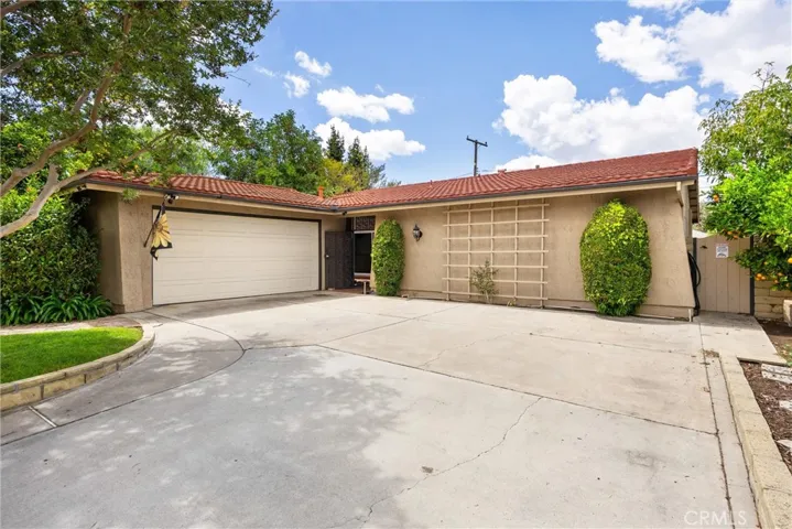 809 North Ford Avenue, Fullerton, California 92832