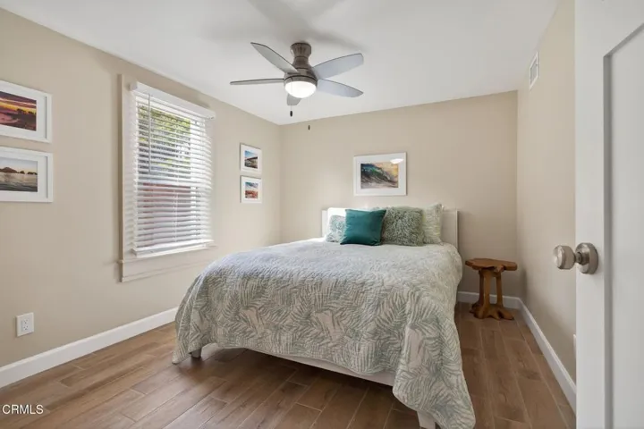 25-web-or-mls-UpmarketMedia_201Olive-097