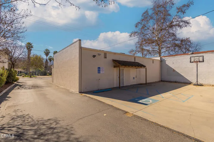 S8C_952 Ojai Ave_08