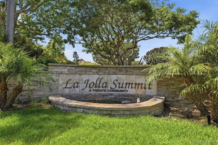 1821 Caminito Monrovia, La Jolla, California 92037