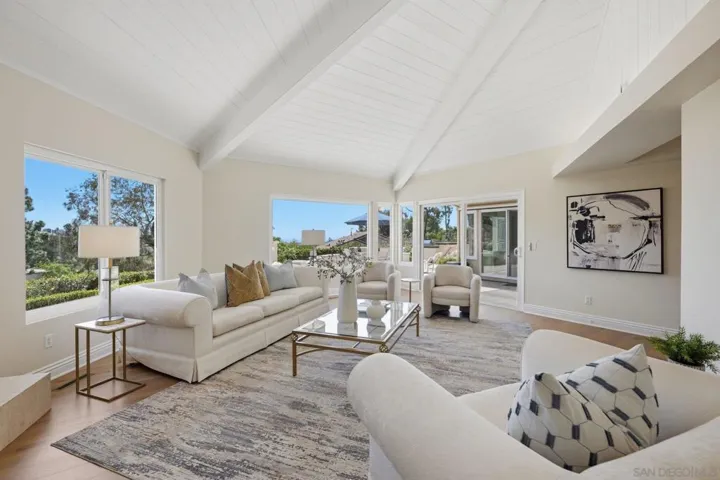 1821 Caminito Monrovia, La Jolla, California 92037