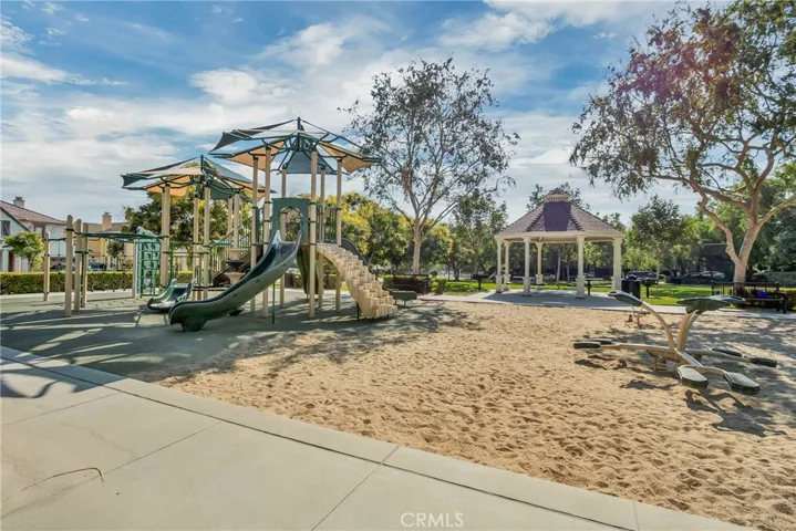 16 Orange Blossom, Ladera Ranch, California 92694