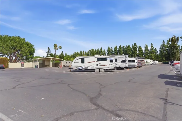 RV STORAGE