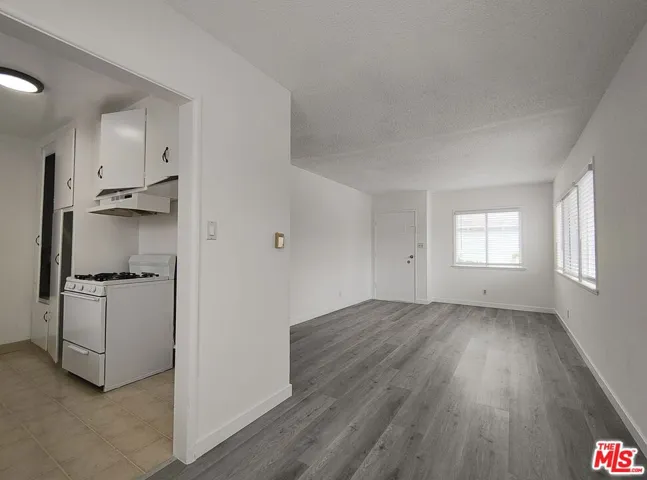 1560 W 160 Living Room