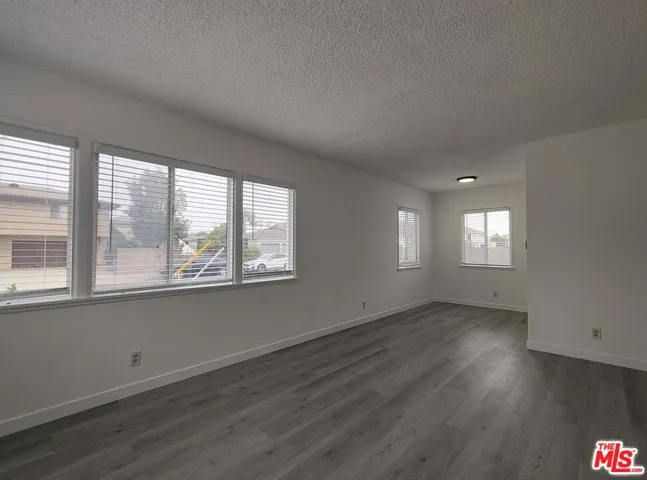 1560 W 160 Living Room