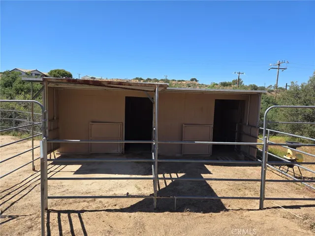 2 Stall Corral