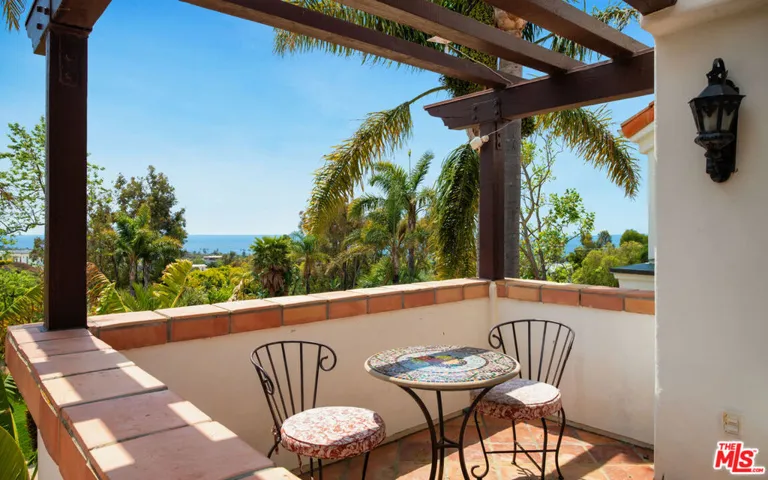 29675 Harvester Road, Malibu, California 90265