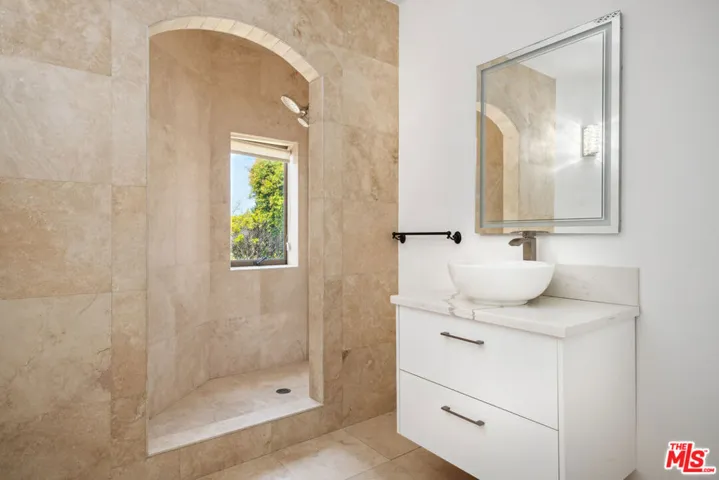 29675 Harvester Road, Malibu, California 90265