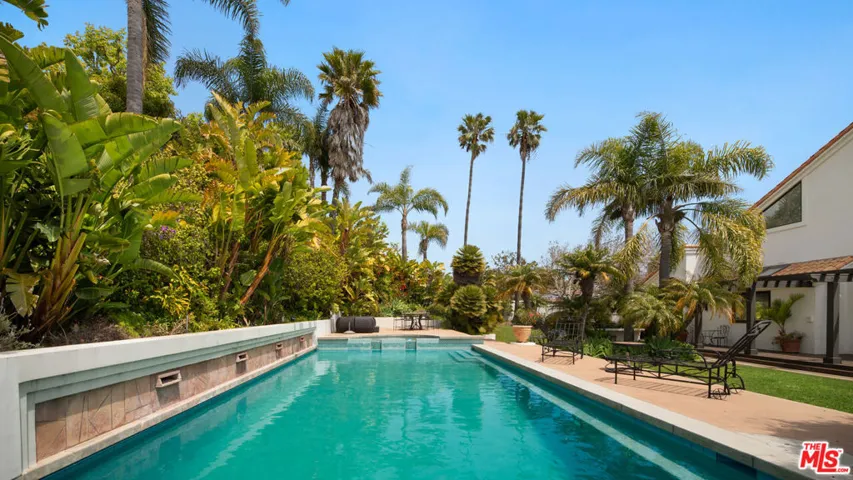 29675 Harvester Road, Malibu, California 90265