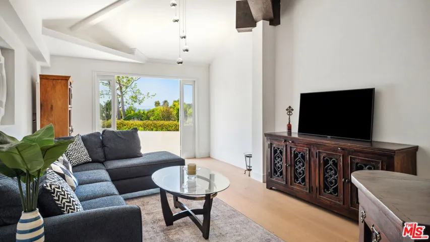 29675 Harvester Road, Malibu, California 90265