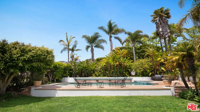 29675 Harvester Road, Malibu, California 90265