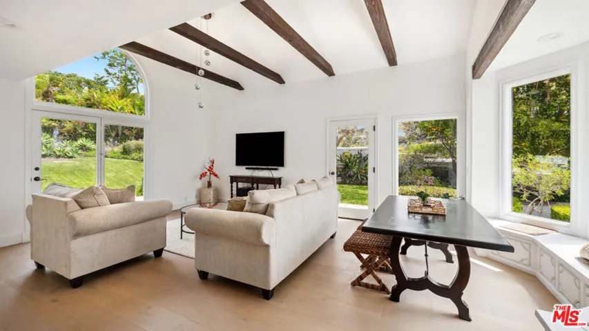 29675 Harvester Road, Malibu, California 90265