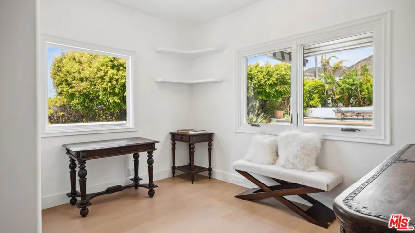 29675 Harvester Road, Malibu, California 90265