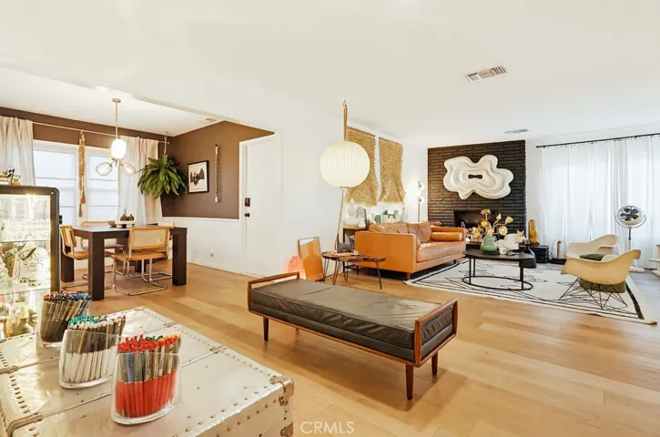 2713 Flangel, Lakewood, California 90712