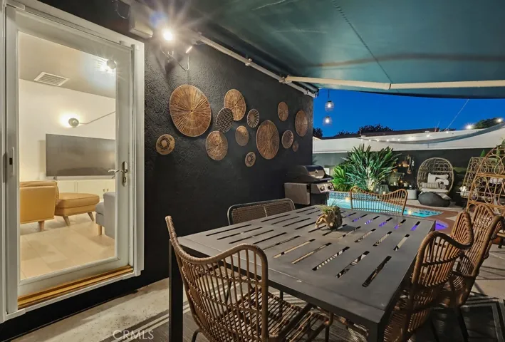 2713 Flangel, Lakewood, California 90712