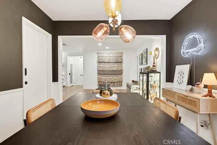 2713 Flangel, Lakewood, California 90712