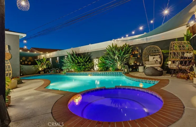 2713 Flangel, Lakewood, California 90712