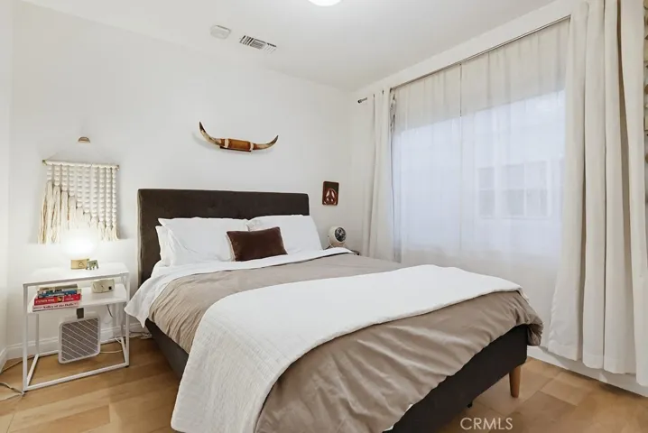 2713 Flangel, Lakewood, California 90712