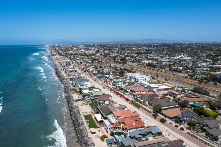 1922 S Pacific St., Oceanside, California 92054