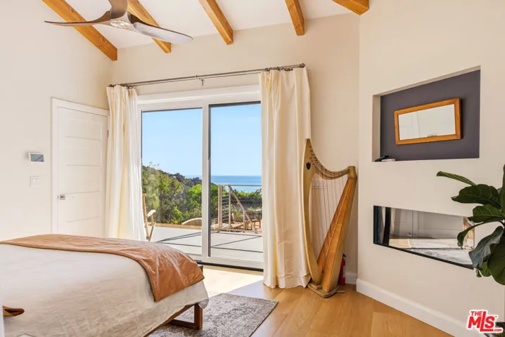 27008 Old Chimney Road, Malibu, California 90265