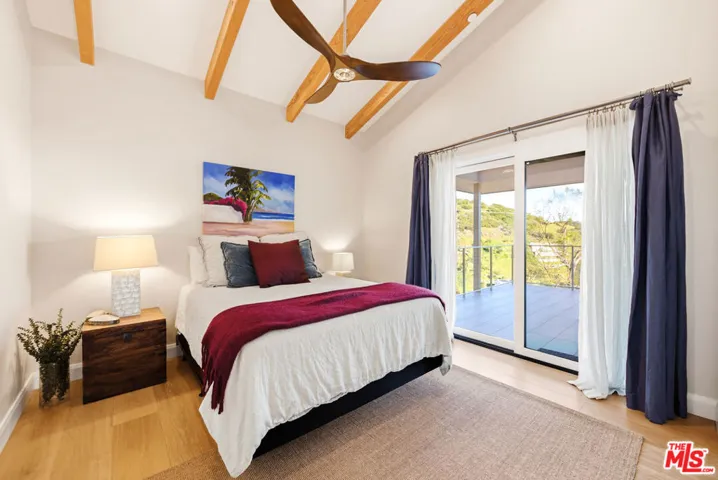 27008 Old Chimney Road, Malibu, California 90265