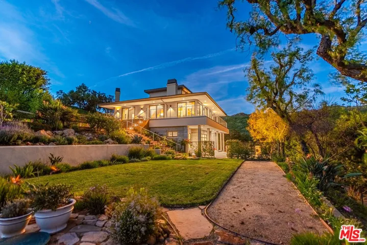27008 Old Chimney Road, Malibu, California 90265