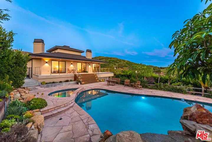 27008 Old Chimney Road, Malibu, California 90265