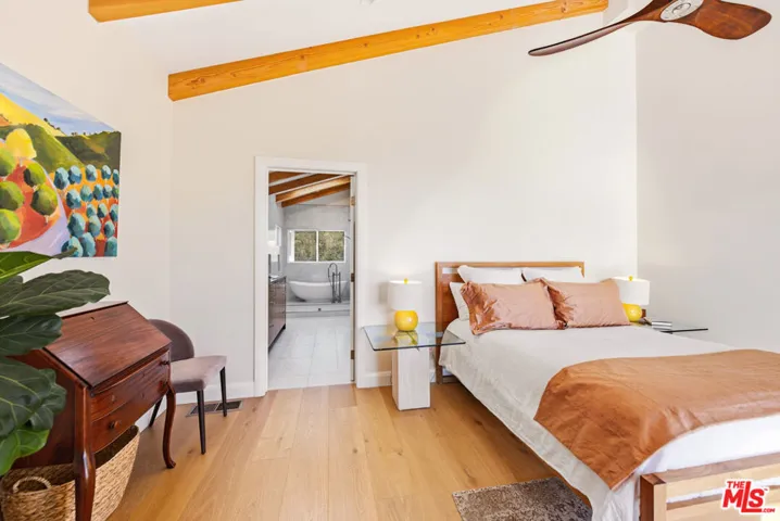 27008 Old Chimney Road, Malibu, California 90265