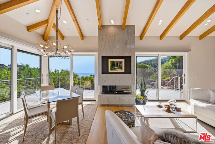 27008 Old Chimney Road, Malibu, California 90265