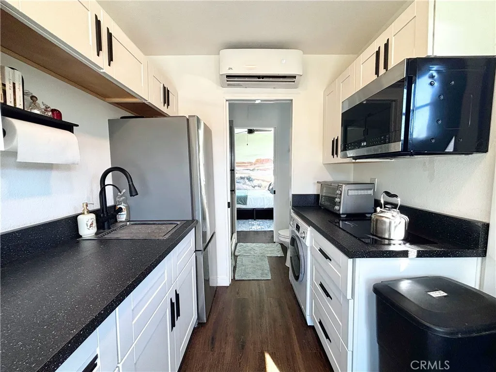 Container house kitchen