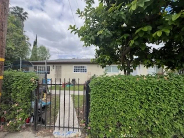 1064 Waters, Pomona, California 91766